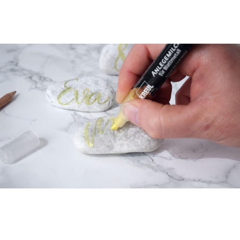 Klej w pisaku do płatków metalu 99451 Kreul Art Deco b.jpg