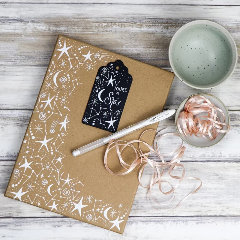 Długopis żelowy uni-ball Signo UM-153 1 mm biały 04