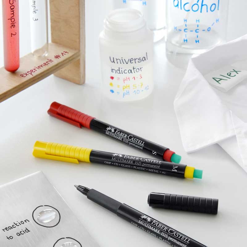 Marker permanentny Multimark Faber-Castell S czerwony 02