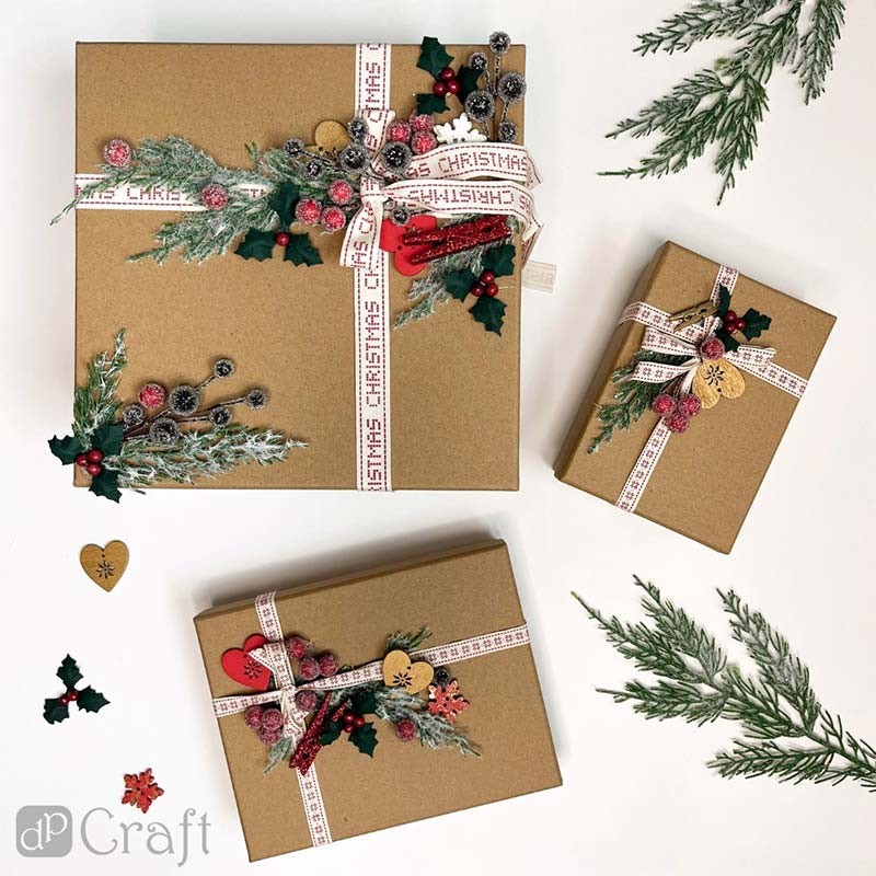 Kształty-drewniane-kolorowe-serduszka-samoprzylepne-dpCraft-16-szt-01