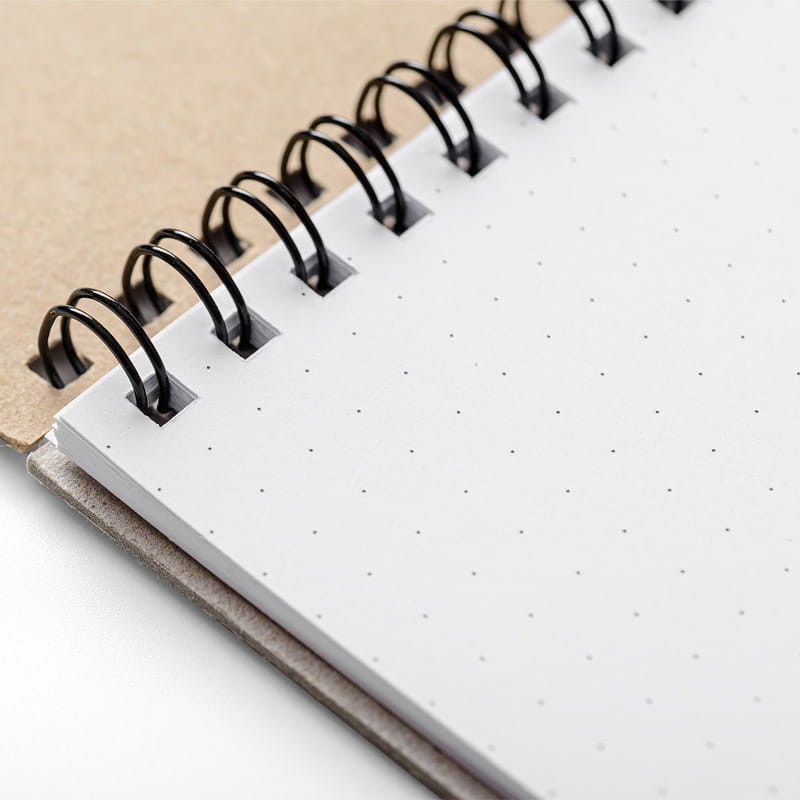 Blok SMLT STARt Calligraphy & Lettering Dotted - A5, 90 g, 30 ark., spirala 03