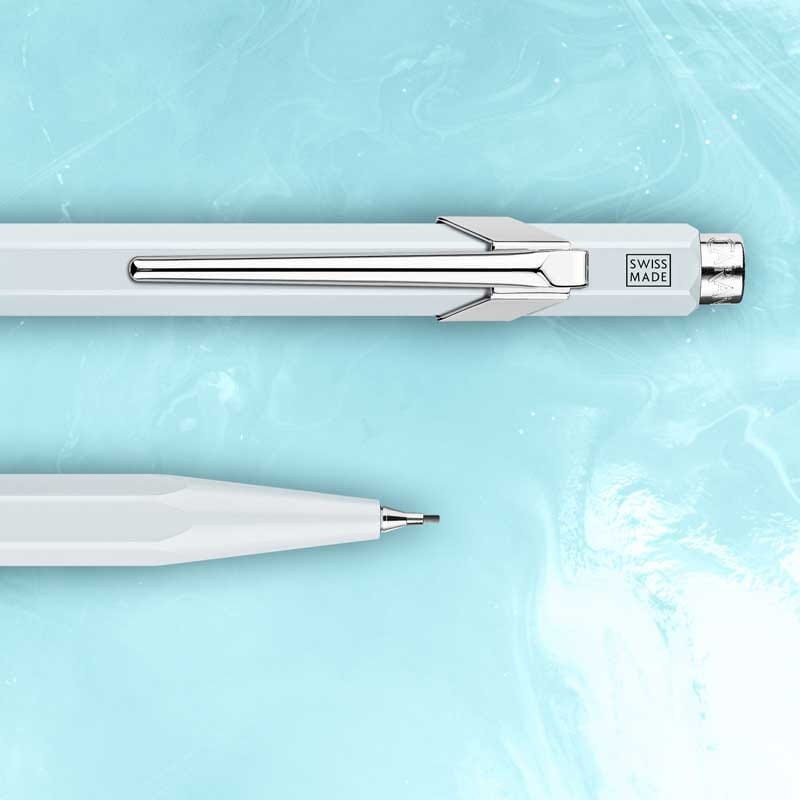 Długopis-i-ołówek-849-Caran-d'ache-Blue-lagoon-07