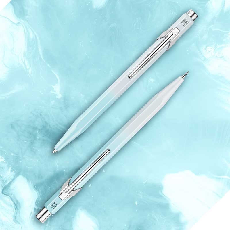 Długopis-i-ołówek-849-Caran-d'ache-Blue-lagoon-08