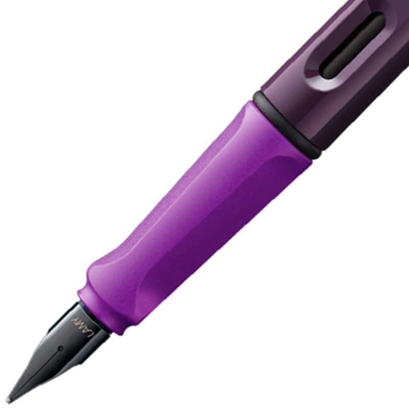 Pióro wieczne Lamy Safari F Violet Blackberry 02