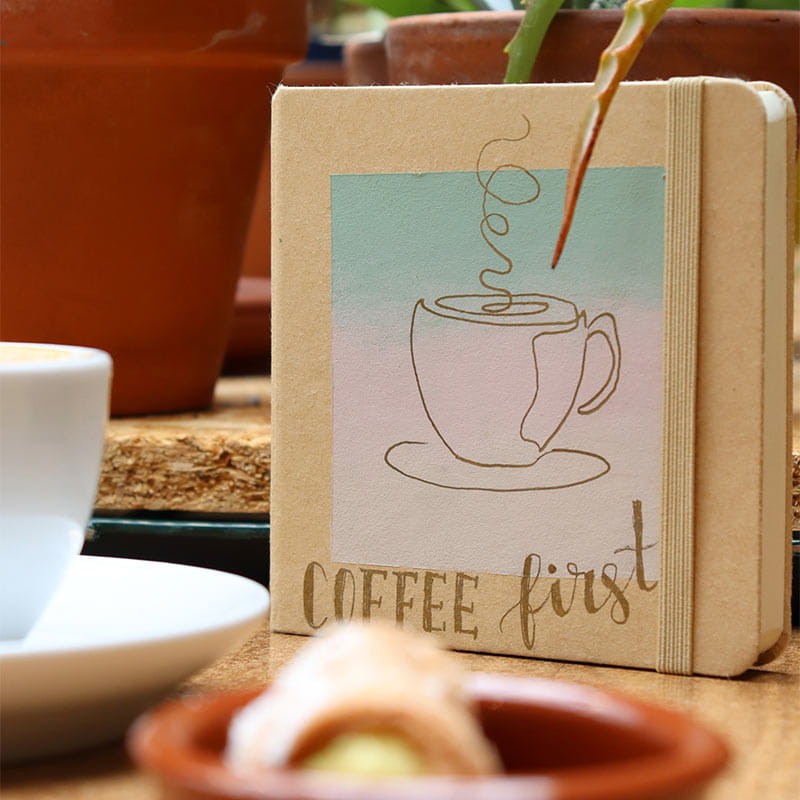 Farba-Indoor-&-Outdoor-Opaque-Art-Creation-250-ml-4028-Creamy-caramel-02