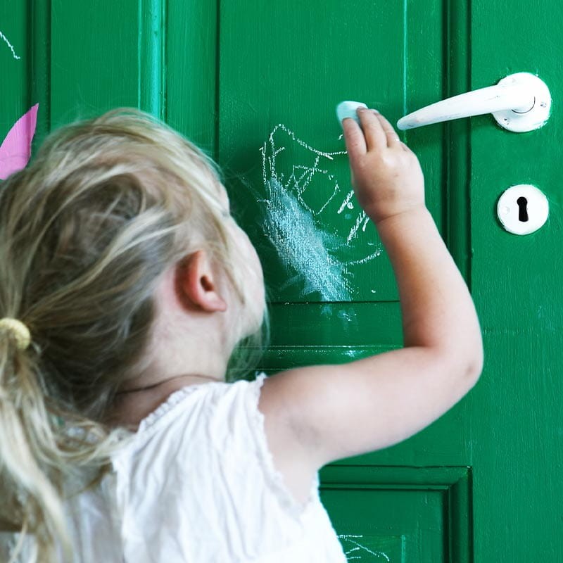 Farba-tablicowa-Blackboard-Art-Creation-250-ml-6032-Leaf-green-04