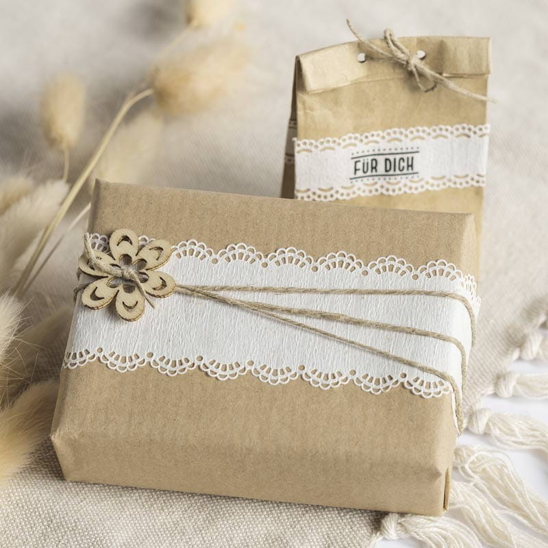 Koronka-papierowa-samoprzylepna-Heyda-2-m-21-mm-04