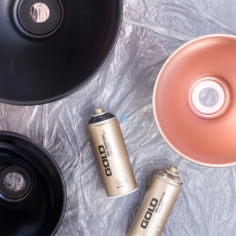 Farba w sprayu Montana Gold 400 ml Chrome Effect M 3000 Goldchrome 10