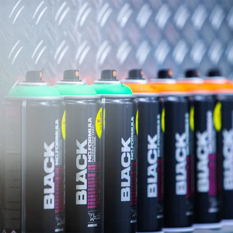 Farba w sprayu Montana Black 400 ml IN 6000 Infra Green 7