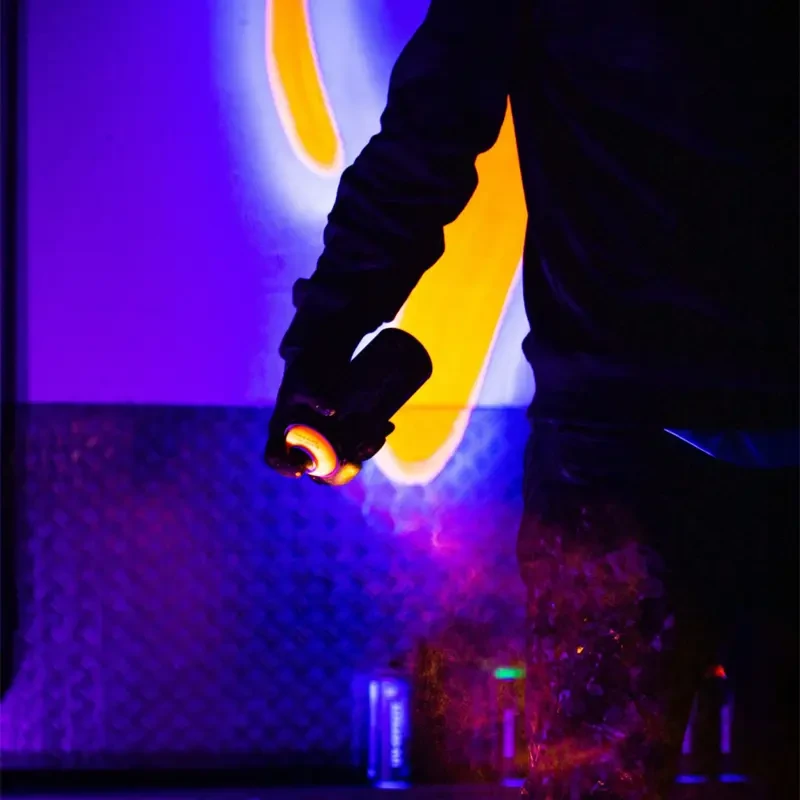 Farba w sprayu Montana Black 400 ml IN 3000 Infra Red 04