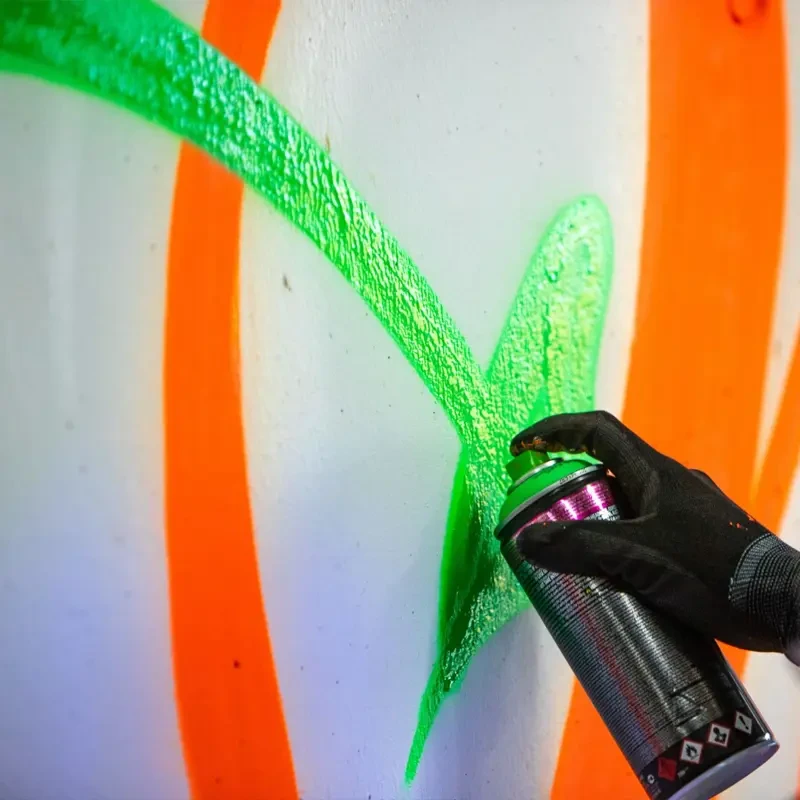 Farba w sprayu Montana Black 400 ml IN 2000 Infra Orange 06