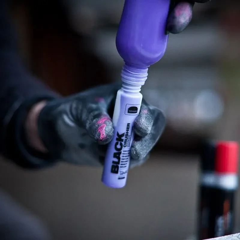 Pusty marker Montana Black Crusher 50 ml 18 mm 03