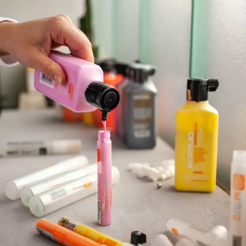 Farba Montana Acrylic Paint Refill 180 ml SH 9120 White Pure 08