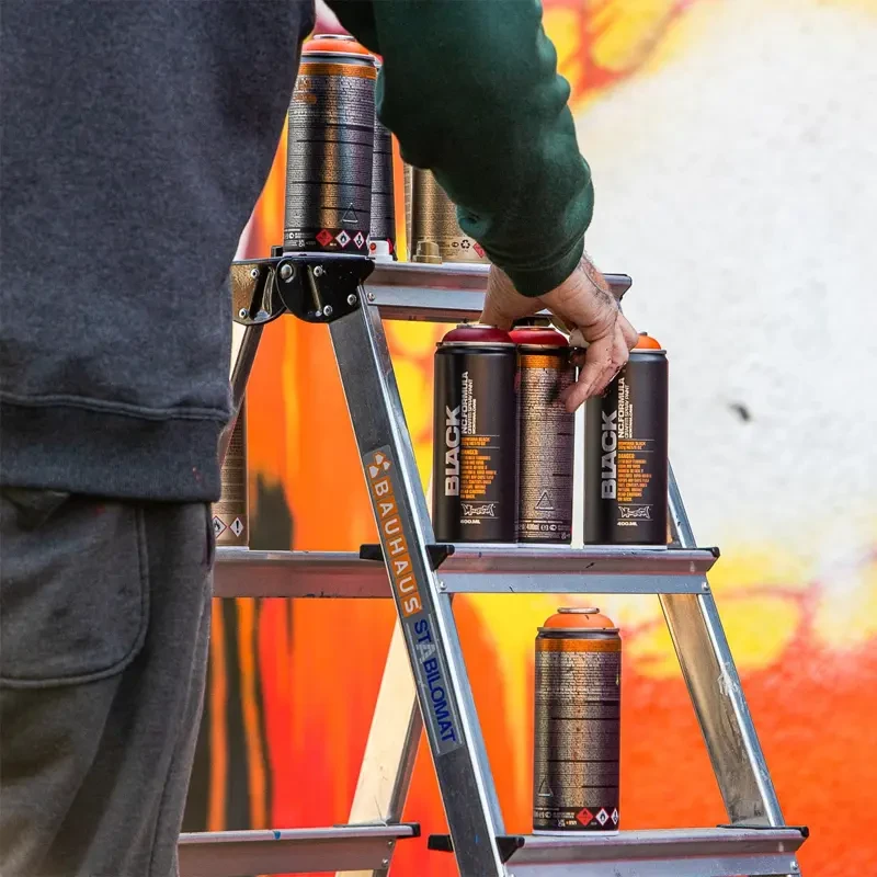 Farba w sprayu Montana Black 400 ml P2000 Power Orange 02