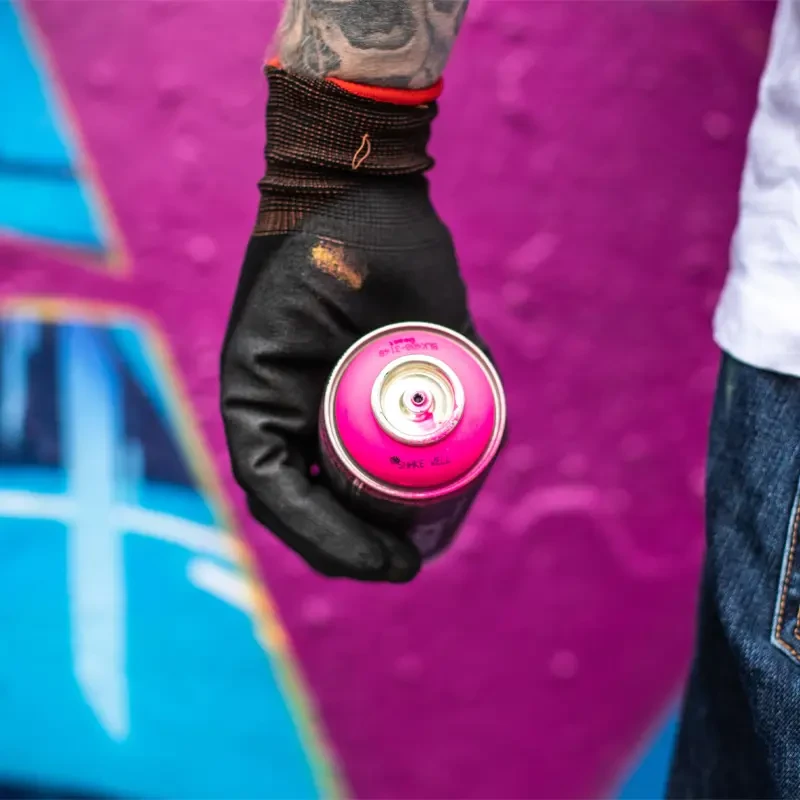 Farba w sprayu Montana Black 400 ml P4000 Power Pink 10