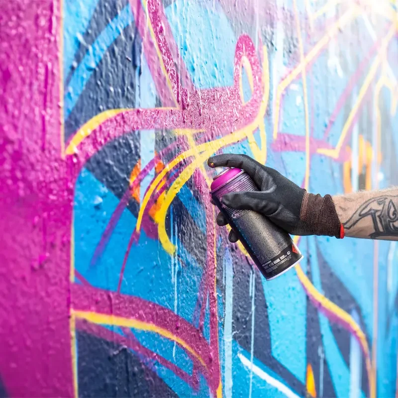 Farba w sprayu Montana Black 400 ml BLK TR 4000 True Magenta 08