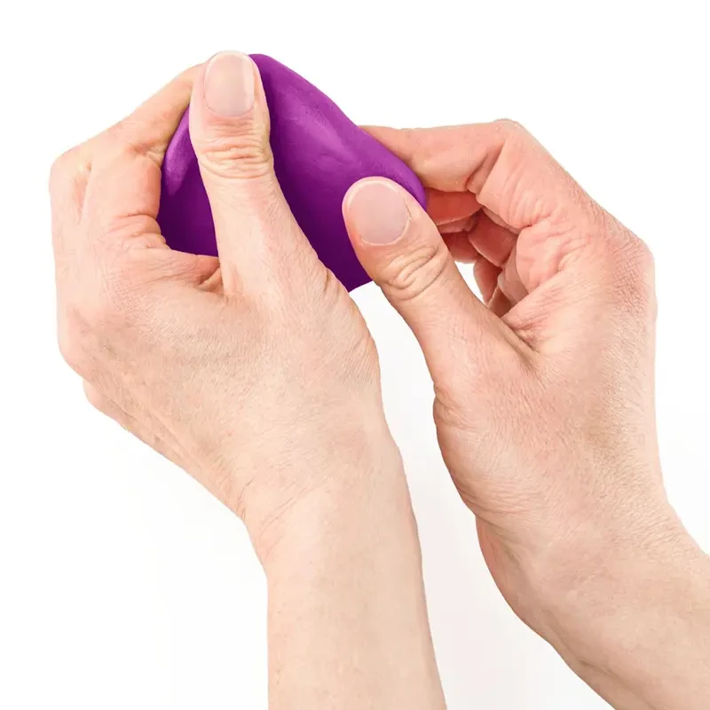 modelina-fimo-professional-57-g-006-liliowy-03.webp