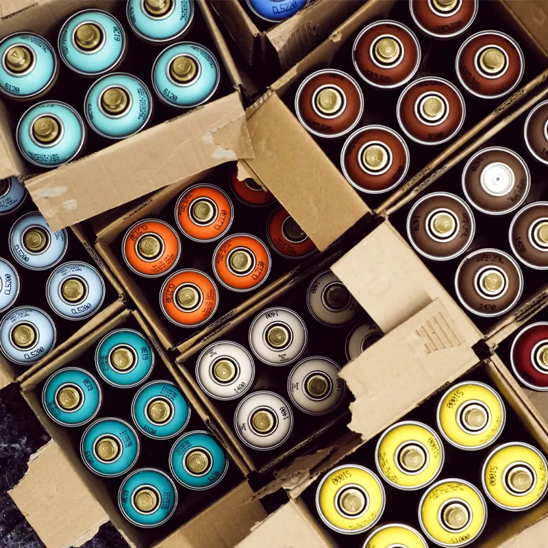 Farba w sprayu Montana Gold 400 ml G 8010 Sahara Yellow 03