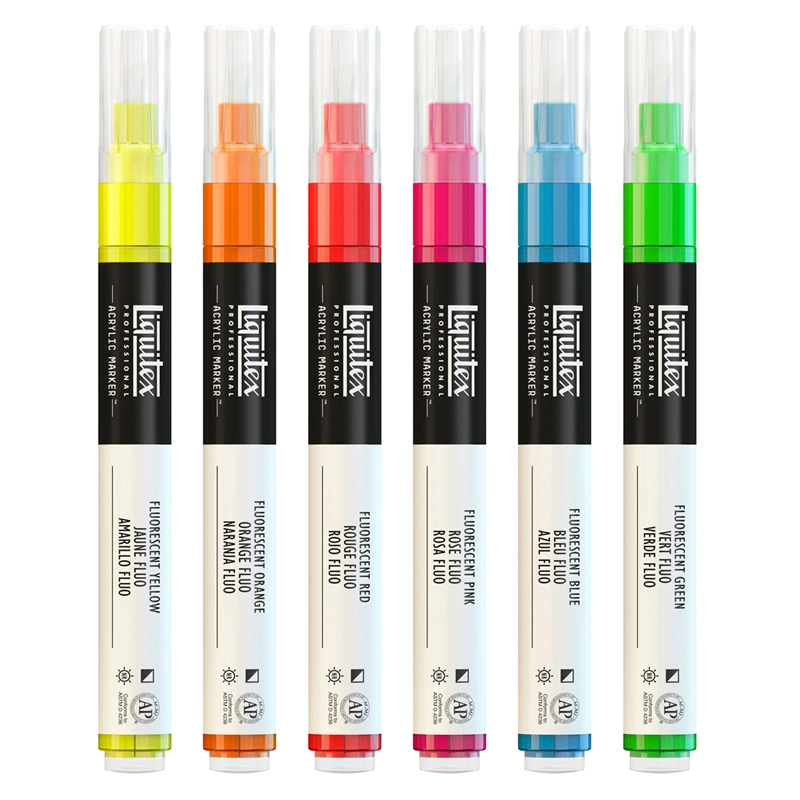 Sześć markerów z zestawu Liquitex Acrylic Marker Fluorescent Fine 2 mm na białym tle.