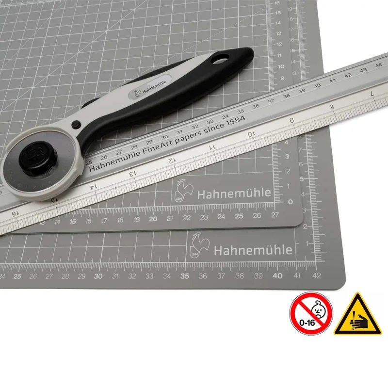 Mata do cięcia samogojąca Hahnemühle Grey A2 (60x45 cm) 02